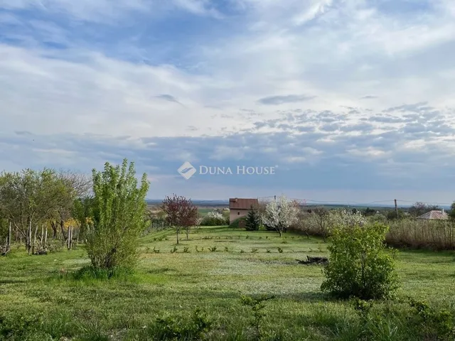 Eladó telek Füle 2495 nm