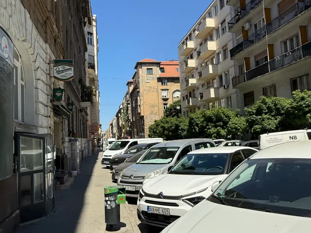 Eladó kereskedelmi és ipari ingatlan Budapest XIII. kerület, Újlipótváros, Visegrádi 35 nm
