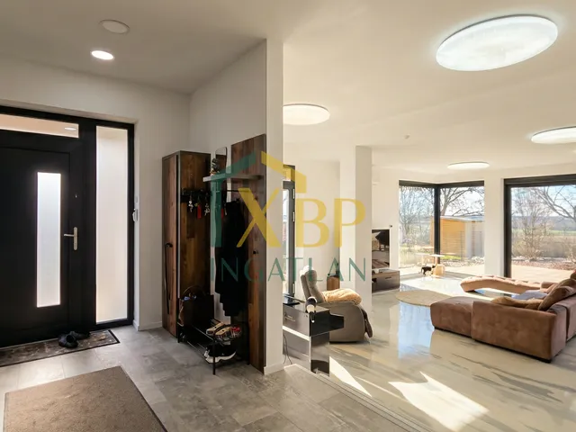 Eladó ház Budapest XVII. kerület, Rákoskert, Irsa 250 nm