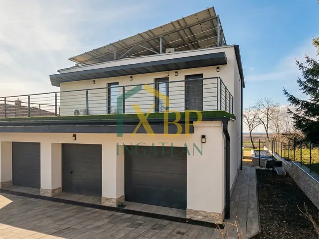 Eladó ház Budapest XVII. kerület, Rákoskert 250 nm