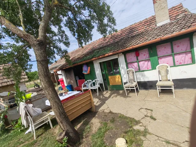 Eladó ház Tiszaföldvár 75 nm