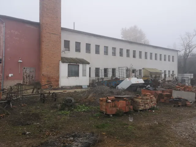 Eladó kereskedelmi és ipari ingatlan Mezőtúr 1000 nm