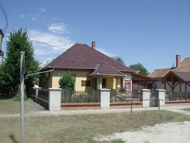 Eladó ház Tiszaföldvár 80 nm