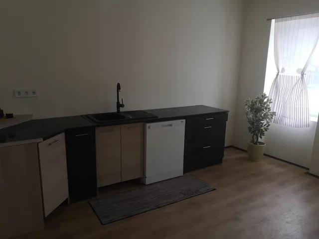 Eladó ház Rákóczifalva, Kossuth Lajos út 70 65 nm