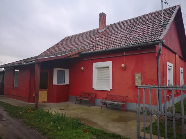 Eladó ház Jászalsószentgyörgy, Zöldmező 11 120 nm