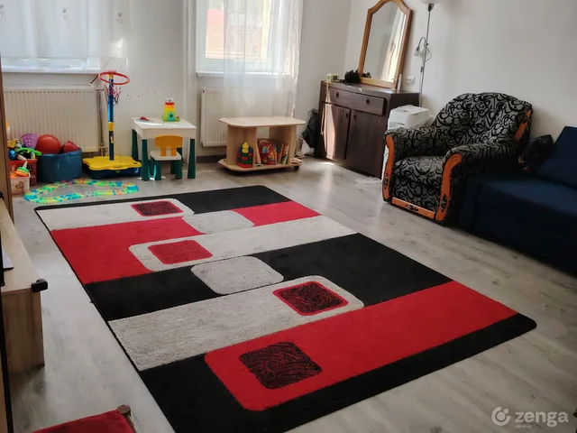 Eladó ház Budapest XV. kerület 130 nm