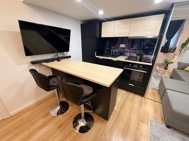 Kiadó lakás Budapest VI. kerület, Nagykörúton kívüli terület, Izabella utca 90 25 nm