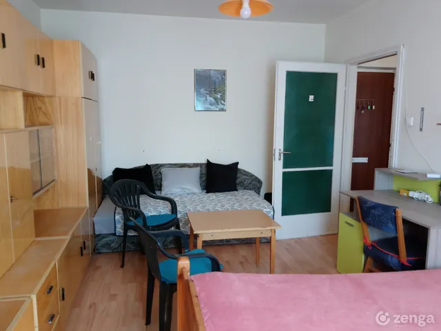 Kiadó lakás Debrecen, Vénkert 35 nm