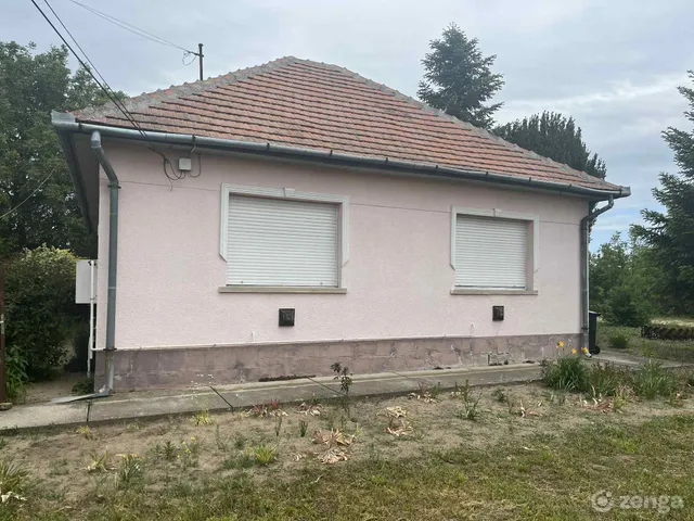 Eladó ház Tápióság 100 nm
