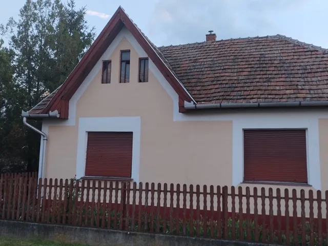 Eladó ház Füzesabony, Telep 80 nm