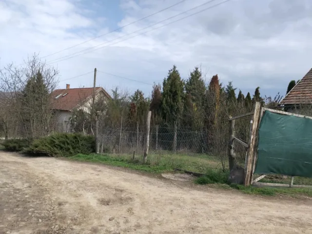 Eladó ház Domony 100 nm