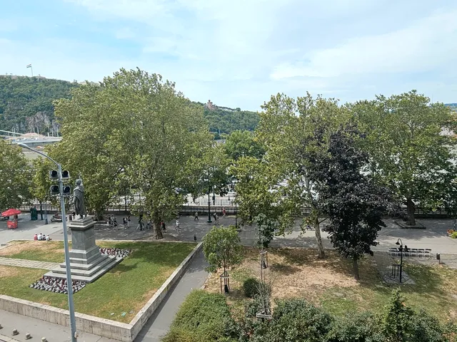 Kiadó lakás Budapest V. kerület, Belváros 153 nm