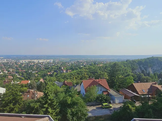 Eladó kereskedelmi és ipari ingatlan Budapest XII. kerület 1490 nm