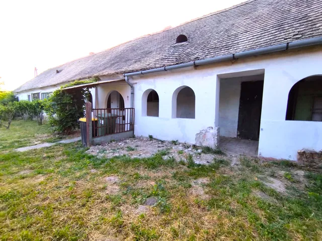 Eladó ház Csávoly 140 nm