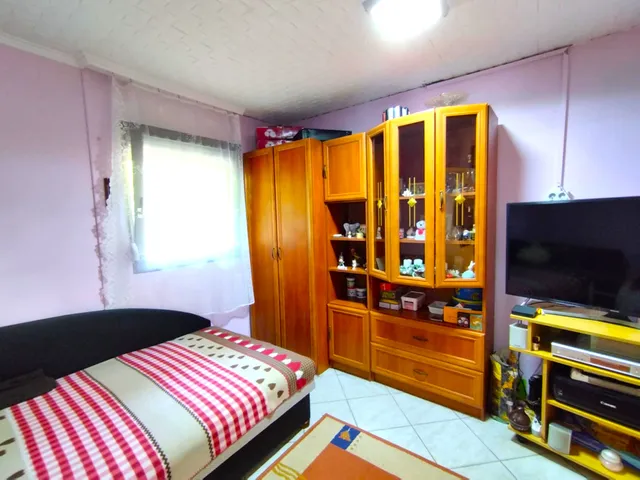 Eladó ház Kiskunhalas 34 nm