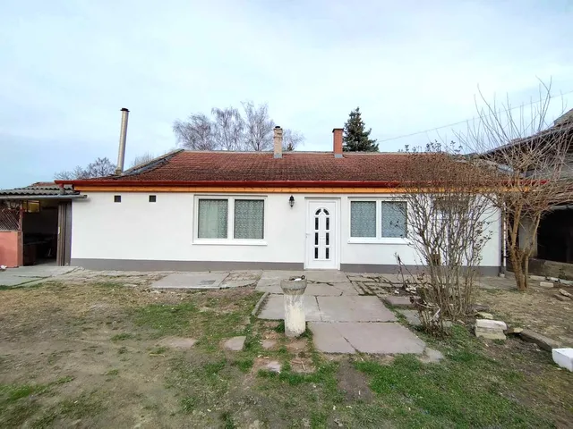 Eladó lakás Kiskunhalas 80 nm