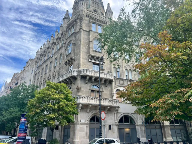 Eladó lakás Budapest V. kerület, Lipótváros, Perczel Mór 2 128 nm