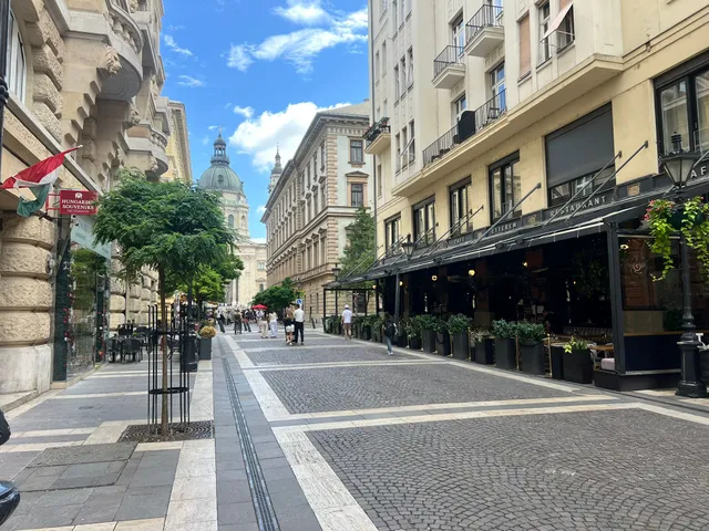 Eladó lakás Budapest V. kerület, Bank negyed 71 nm