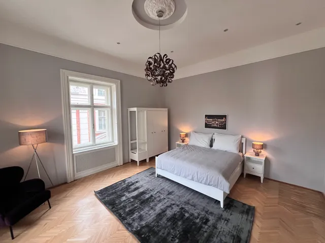Eladó lakás Budapest VI. kerület, Nagykörúton belüli terület, Andrássy 6 126 nm
