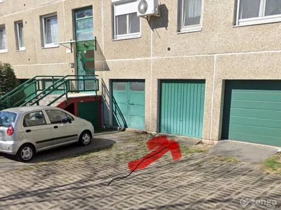 Eladó garázs Budapest III. kerület, Pók utcai lakótelep 14 nm