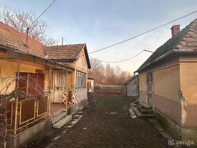 Eladó ház Tiszaladány 80 nm