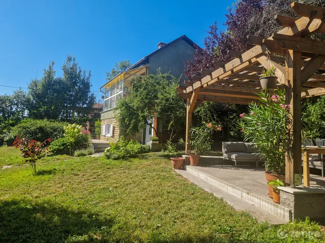 Eladó üdülő és hétvégi ház Szentendre 90 nm