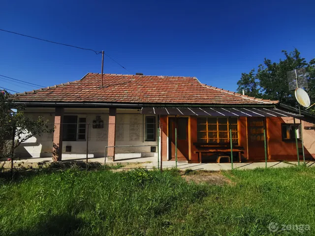 Eladó ház Tiszalúc 63 nm