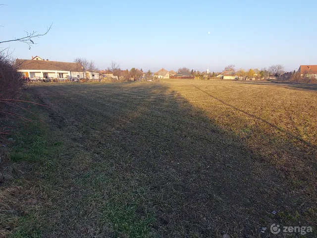 Eladó telek Mezőkeresztes, Jókai Mór utca 2725 nm