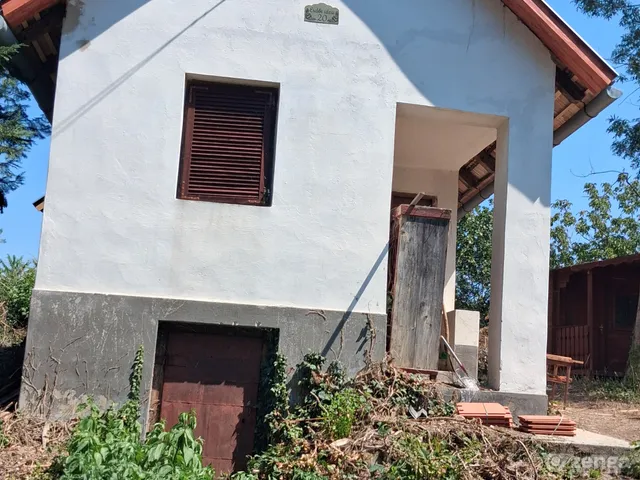 Eladó ház Nádasd, Hegyalja 35 nm