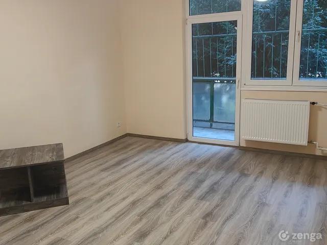 Kiadó lakás Tatabánya, Újváros 41 nm