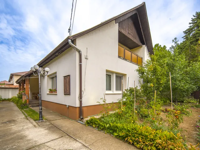 Eladó ház Gyömrő, Dózsatanya 125 nm