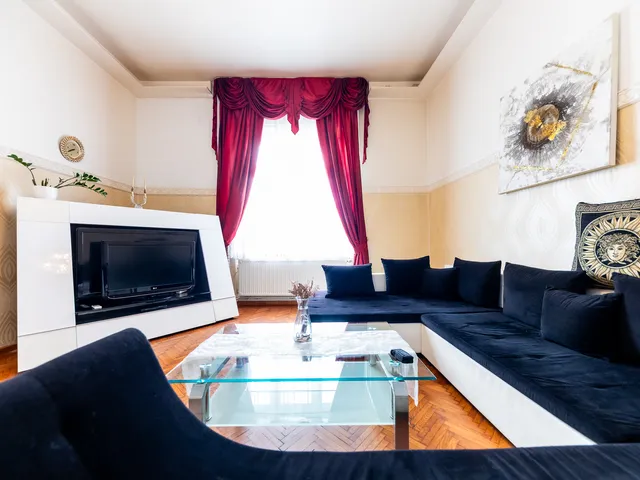 Eladó lakás Budapest I. kerület 126 nm