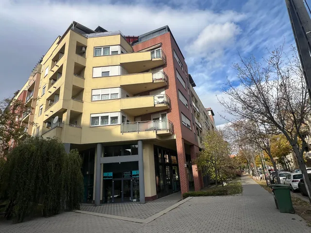 Eladó garázs Budapest XIII. kerület, Angyalföld, szent lászló 33 14 nm