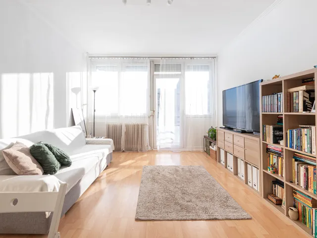 Eladó lakás Budapest XVII. kerület, Rákoskeresztúr, pesti út 164 67 nm