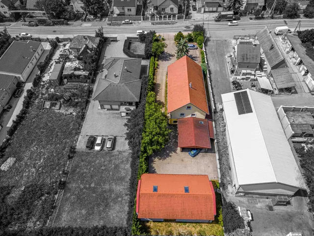 Eladó ház Érd, Parkváros 451 nm