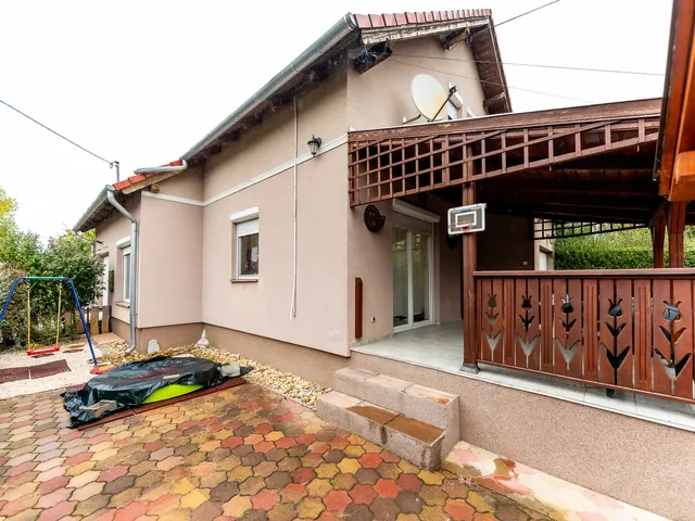 Eladó lakás Maglód, Klenovatelep 130 nm