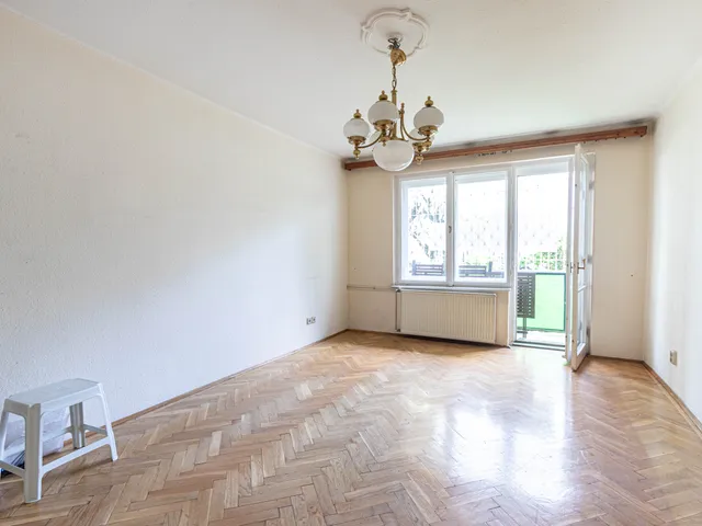 Eladó kereskedelmi és ipari ingatlan Budapest XIV. kerület, Nagyzugló 65 nm