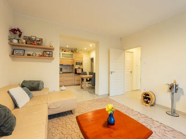 Eladó ház Budapest XVII. kerület, Rákoscsaba, pesti út 275 70 nm