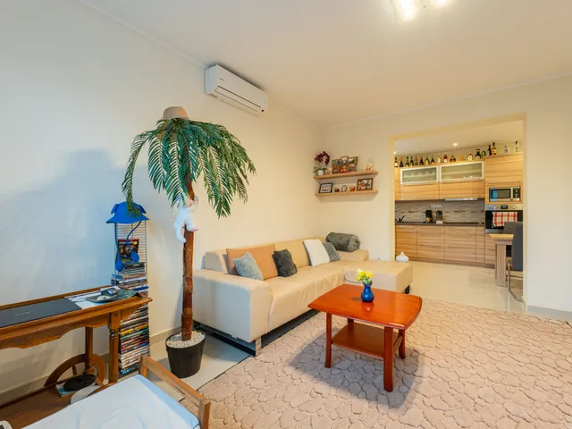 Eladó lakás Budapest XVII. kerület, Rákoscsaba, pesti út 275 70 nm