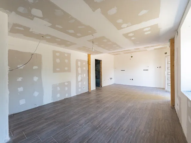 Eladó ház Dánszentmiklós, köztársaság utca 33 60 nm