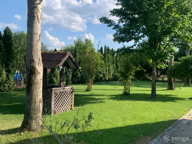 Eladó ház Zsombó 170 nm