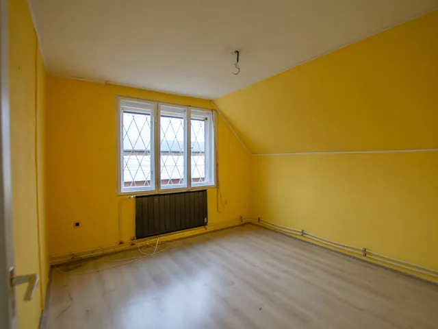 Eladó ház Budapest XVI. kerület 165 nm