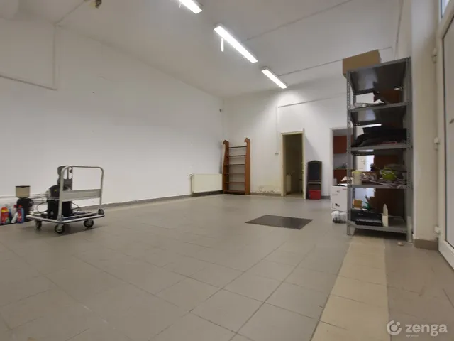 Eladó kereskedelmi és ipari ingatlan Dunakeszi, Fő út 73 129 nm