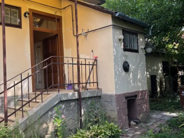 Eladó lakás Pécs, Vasas 79 nm