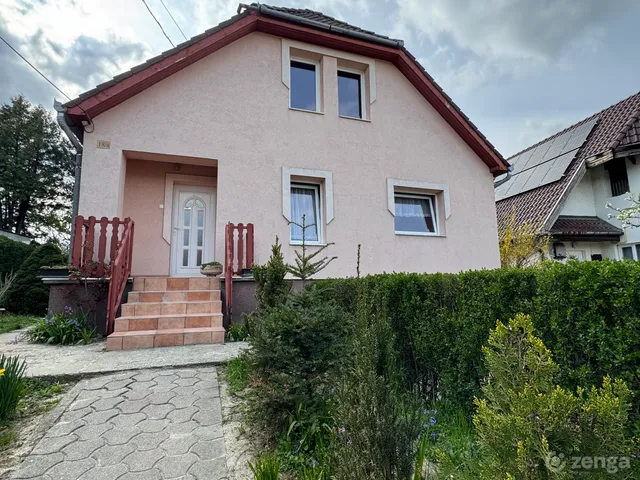 Eladó ház Kaposvár 160 nm
