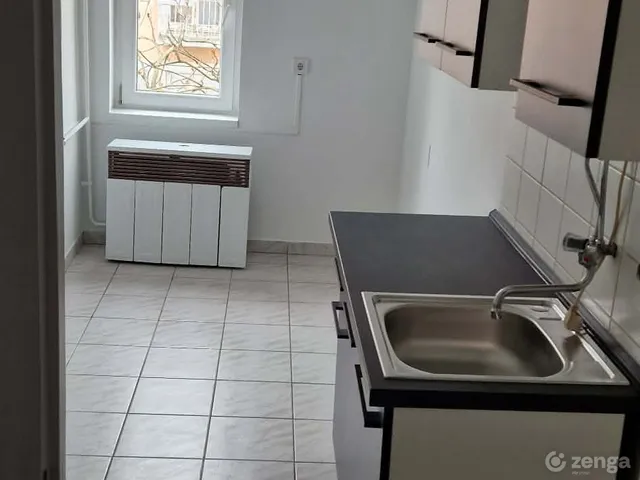 Eladó lakás Szekszárd 38 nm