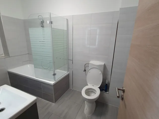 Eladó ház Győr, Szabadhegy 80 nm