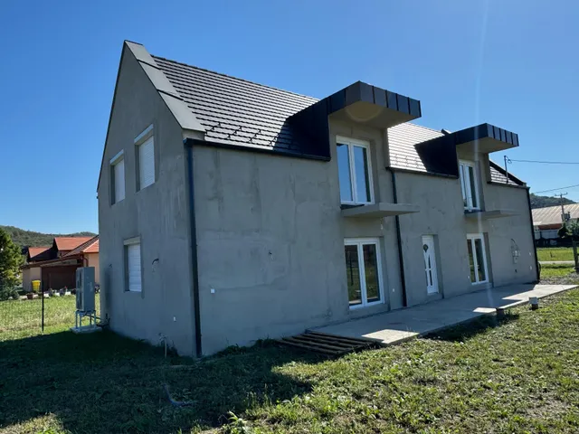 Eladó ház Demjén 181 nm