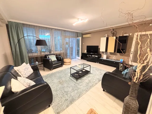 Eladó ház Szombathely, Stromfeld-lakótelep 138 nm