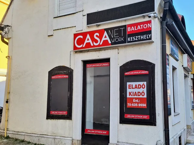 Eladó kereskedelmi és ipari ingatlan Keszthely 25 nm